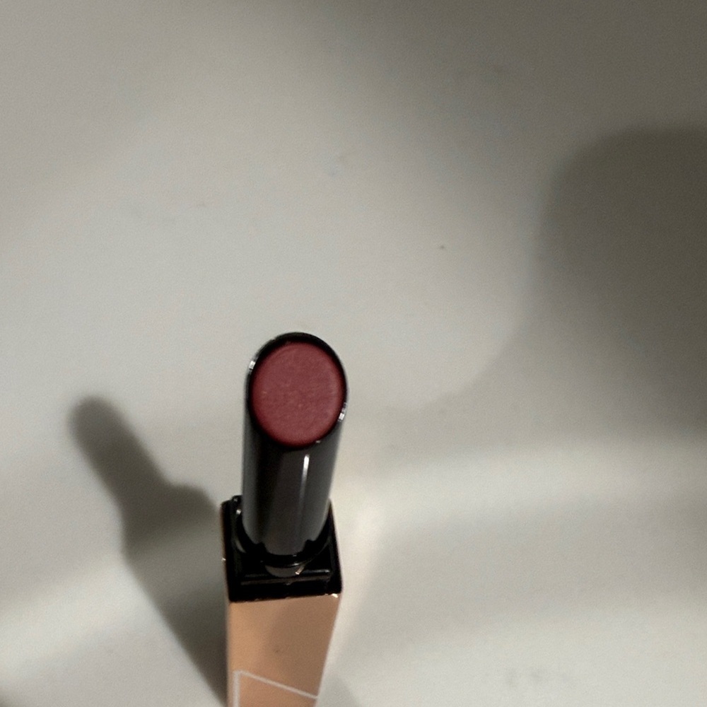 NARS afterglow sensual shine lipstick dolce Vita color - Picture 4 of 5
